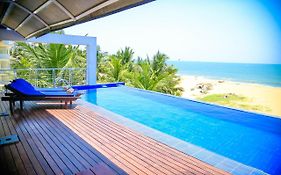 Cove Beach Villa Negombo